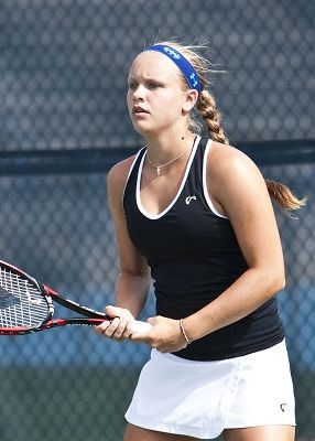 Sarah Perkins wins Singles & Doubles matches of 2015 Florida Credit Union Championship